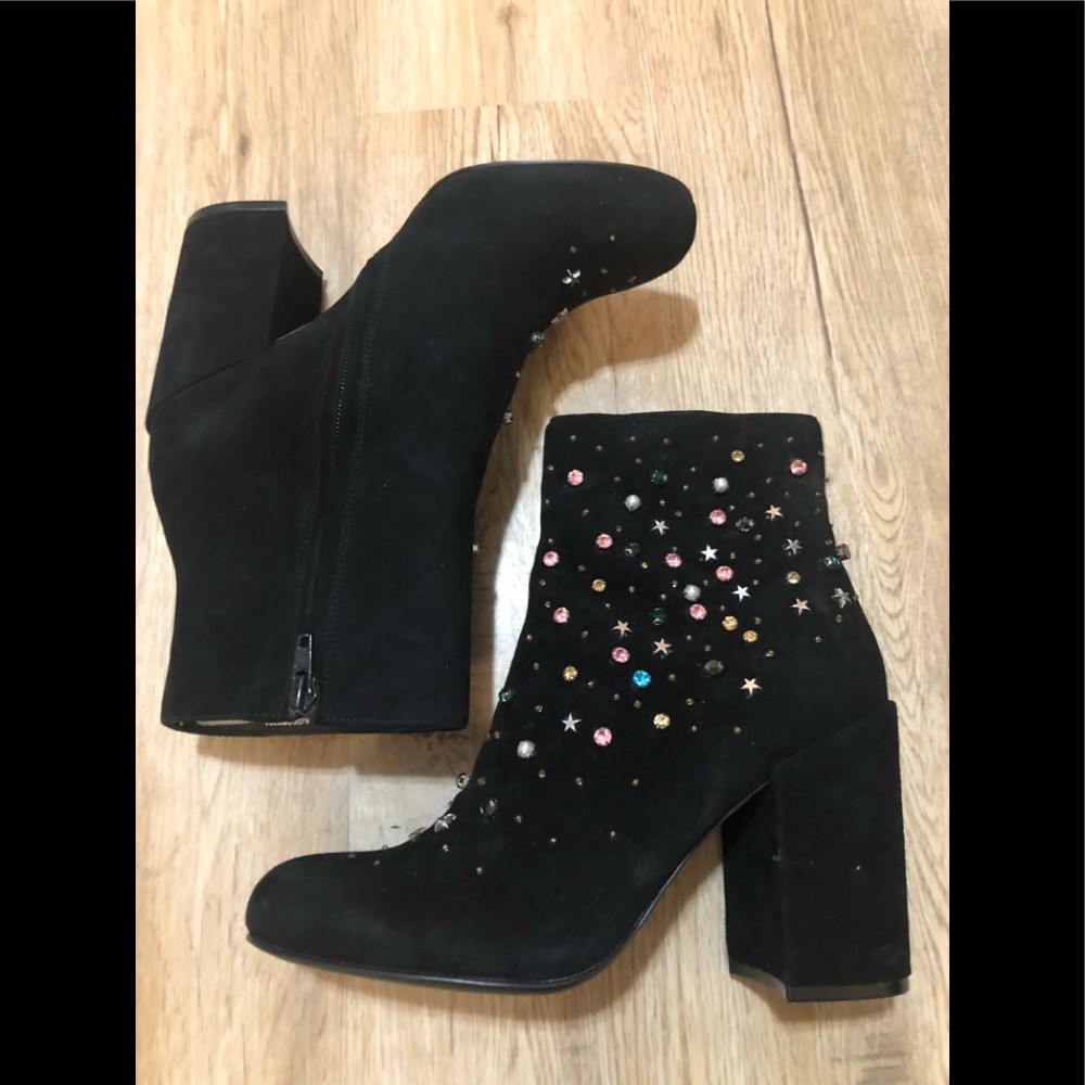NWT STEVE MADDEN GEORGIA BLACK RHINESTONE BOOTIES
